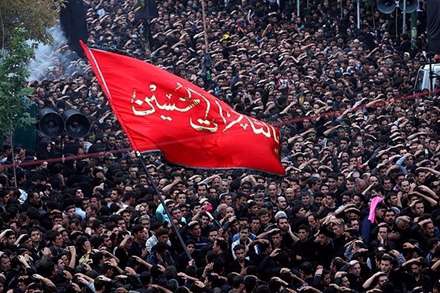 اجتماع عظیم عاشقان اباعبدالله الحسین در حسینیه اعظم زنجان