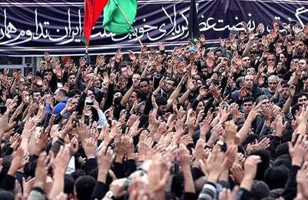 اجتماع عظیم عاشقان اباعبدالله الحسین در حسینیه اعظم زنجان
