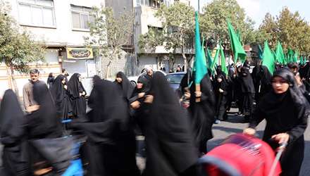 دستۀعزاداری زنان روبنده‌پوش درتهران