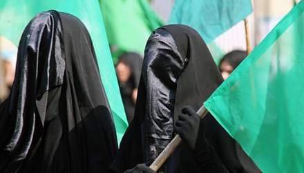 دستۀعزاداری زنان روبنده‌پوش درتهران