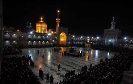 خطبه خوانی شب عاشورا در حرم رضوی‎
