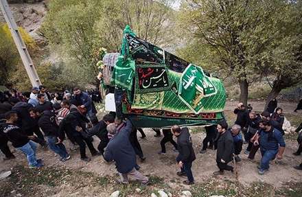آئین سنتی نخل گردانی در روستای نوا