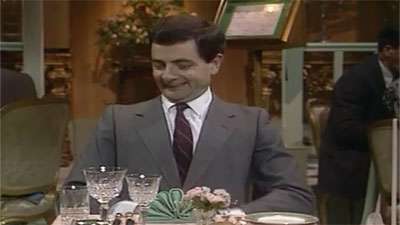 مستر بین در رستوران