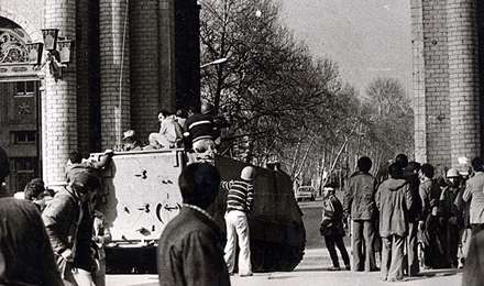 عکس یادگاری شکنجه‌گران معروف ساواک