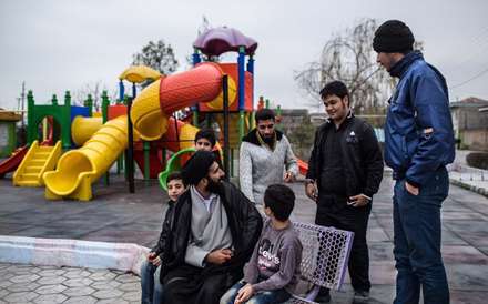 دریایی در همسایگی دریا