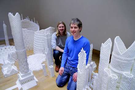 شهری با برج های قندی