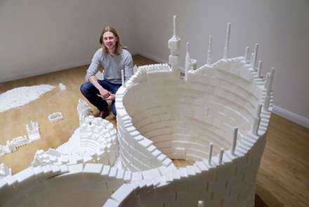 شهری با برج های قندی