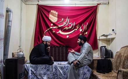 دریایی در همسایگی دریا