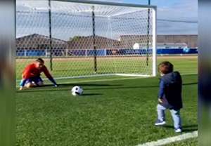 بازی راموس با پسرش در اردوی اسپانیا