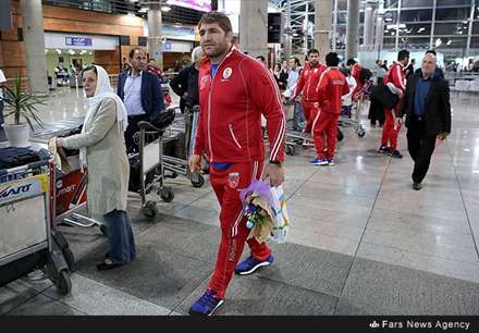 بازگشت تیم ملی کشتی آزاد از مسابقات جام جهانی آمریکا