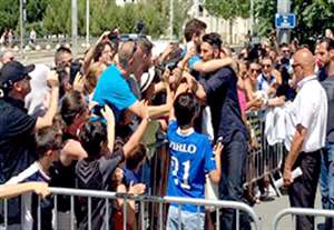 احترام کاپیتان بوفون به درخواست هوادارانش