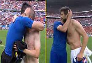 تعویض پیراهن ستارگان اسپانیا و ایتالیا