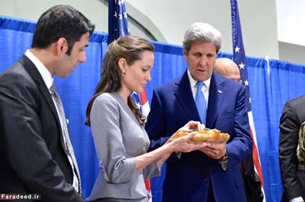 آنجلینا جولی و جان کری در ضیافت افطار