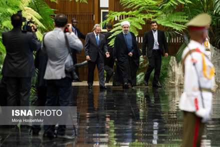 گارد تشریفات کوبا در مراسم استقبال از روحانی