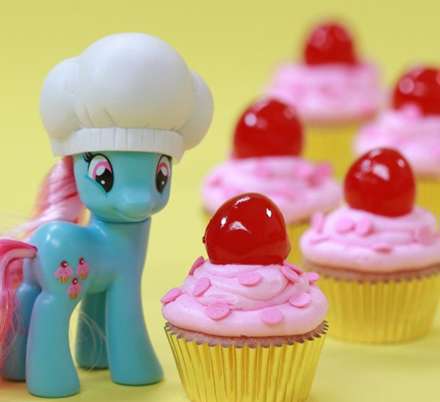 شیرینی با طعم سوپر ماریو