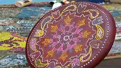 نقطه کوب روی جعبه