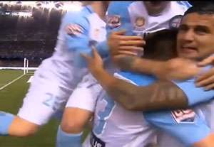 گل زیبا و از راه دور تیم کیهیل در لیگ استرالیا