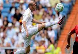 10 کنترل توپ فوق العاده تاریخ فوتبال