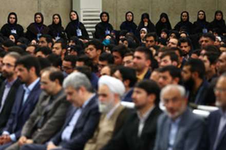 دیدار نخبگان علمی جوان با مقام معظم رهبری
