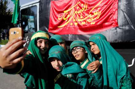 ورود نمادین کاروان حسینی به سرزمین کربلا