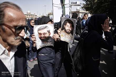 مراسم تشییع شهید مدافع حرم محمد رضا الوانی