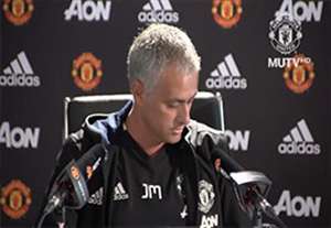 چالش پشه کشی آقای خاص در کنفرانس خبری