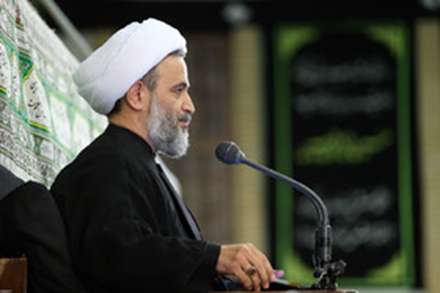 مراسم عزاداری شام غریبان با حضور مقام معظم رهبری