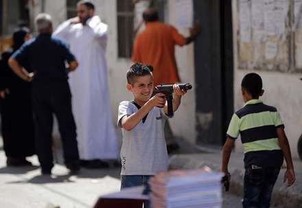 بازی کودکانه در چند قدمی مرگ