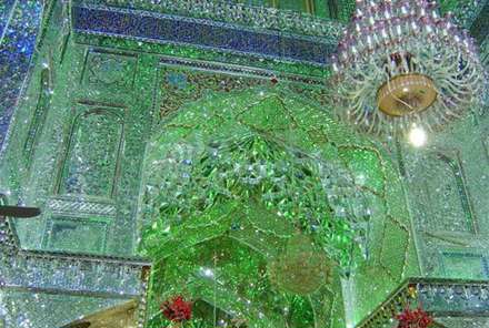 حرم شاه چراغ از نگاه بیگانه