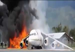 انفجار هواپیمای ترابری در فرودگاه اندونزی