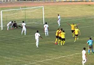 گل و حواشی بازی نفت مسجد سلیمان 1-0 پدیده