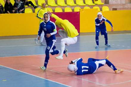 مسابقات فوتسال بانوان تیم‌های پالایش نفت و دانشگاه آزاد