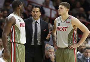 خلاصه بسکتبال آتلانتا 93-90 میامی