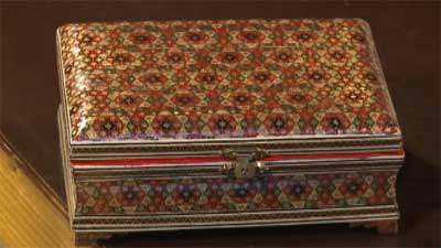 خاتم کاری روی جعبه