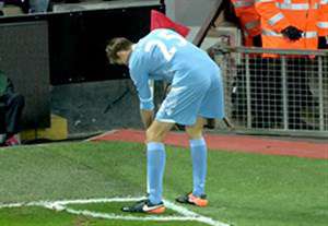 درگیری پیتر کراوچ با پرچم کرنر !