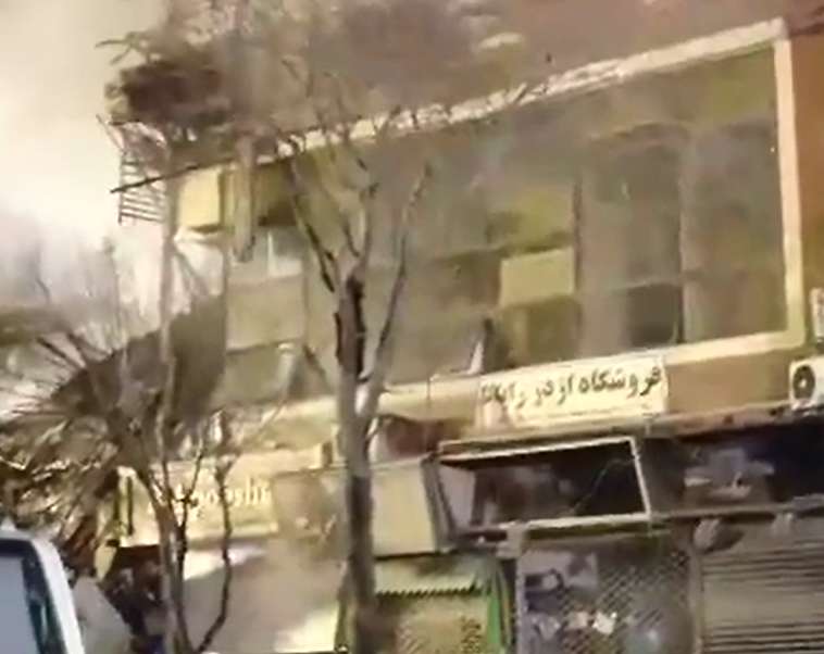 تخریب ساختمان کناری پلاسکو