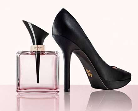 تصاويري خلاقانه از شیشه هاي عطر