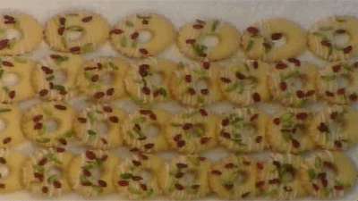 شیرینی حلقه ای