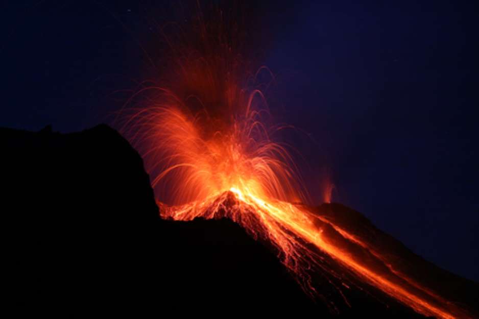 stromboli eruption 9159