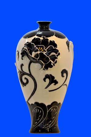 chinese traditional vase