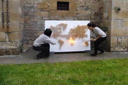 جهانی از کبریت ها