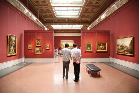 people in the art museum