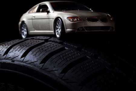 lamellare con auto sportiva