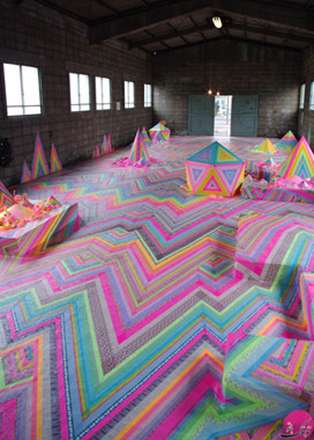 ساخت سرزمین عجایب با آبنبات های رنگی