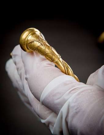 کشف قدیمی‌ ترین طلای جهان در انگلیس