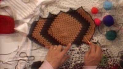 بافت رومیزی _ خانم احمدی (1)