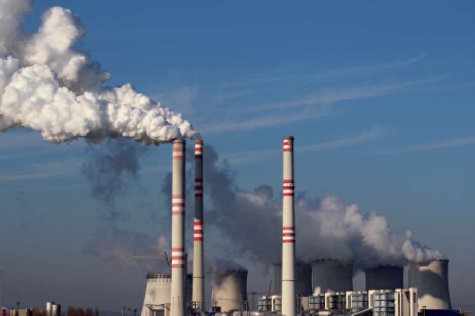 huge smoke from coal power plant