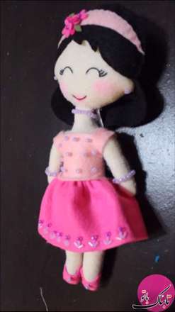 آموزش تصویری یک عروسک نمدی