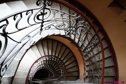 طراحی شگفت آور پله ها در سن پترزبورگ روسیه