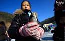 ماهیگیری جمعی در فستیوال یخ کره جنوبی
